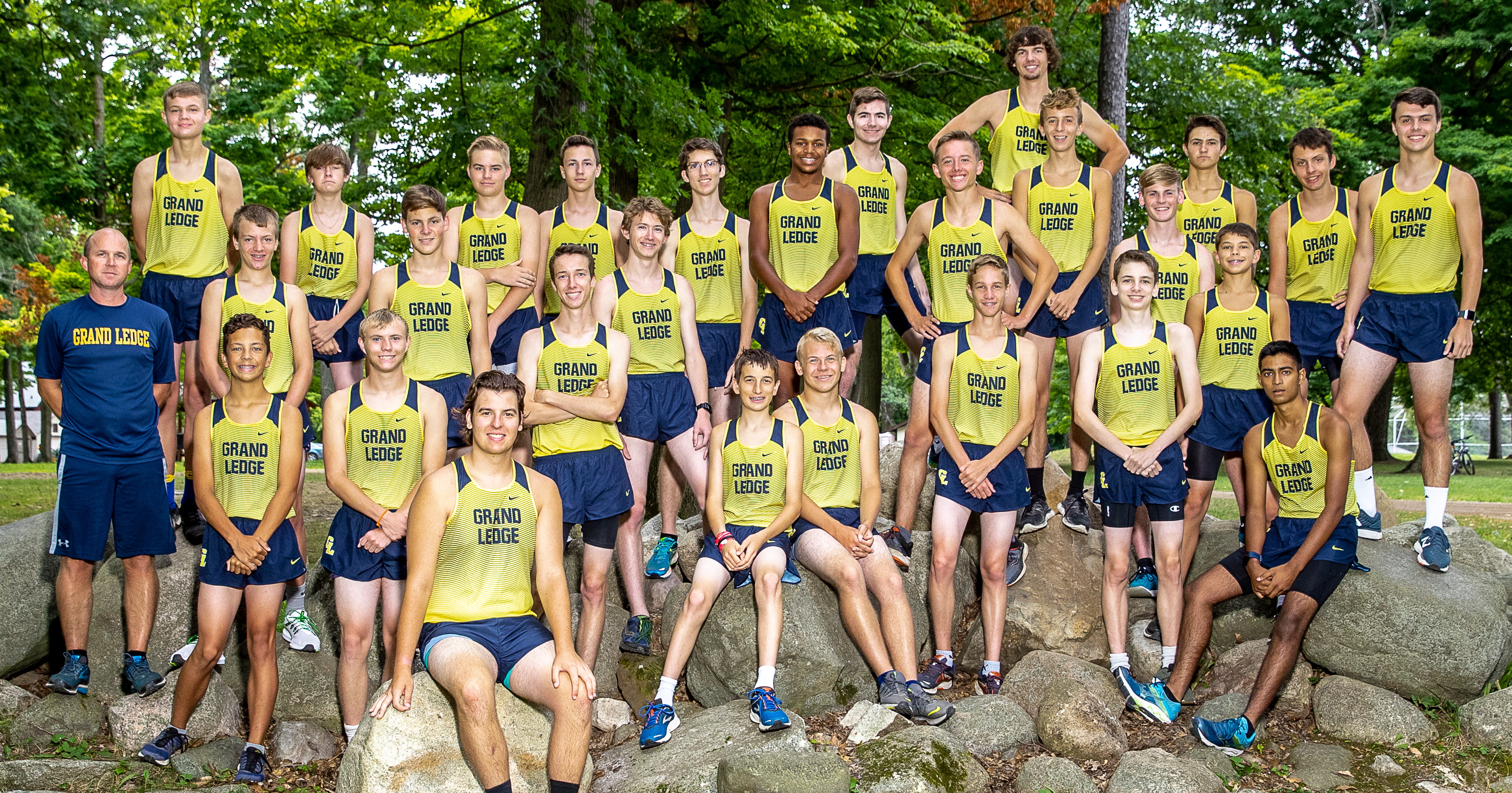 2019 Cross Country Team